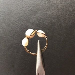 Wrapped pearl midi ring